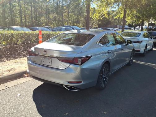 2025 Lexus ES 350 Base