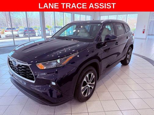 2023 Toyota Highlander Hybrid XLE