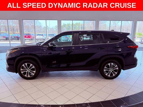 2023 Toyota Highlander Hybrid XLE