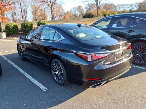 2025 Lexus ES 350 Base