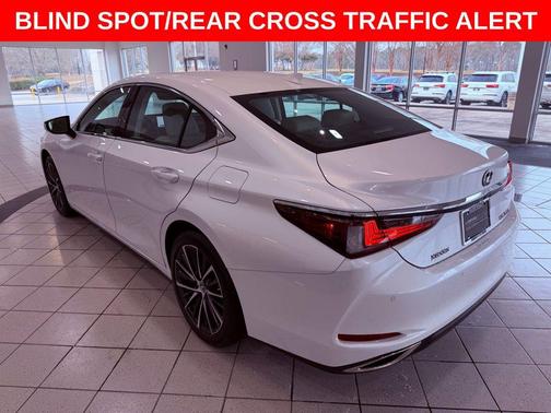 2025 Lexus ES 350 Premium