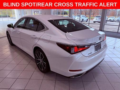 2025 Lexus ES 350 Premium