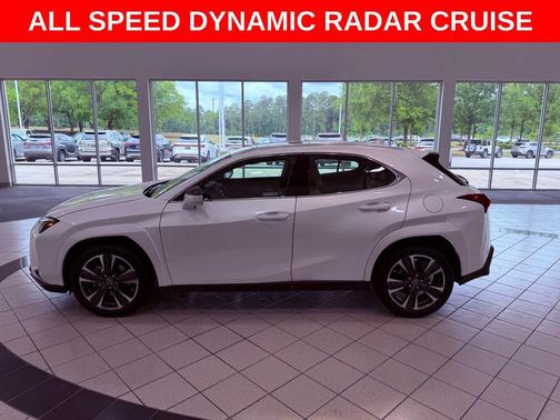 Eminent White Pearl 2025 Lexus UX 300h Premium