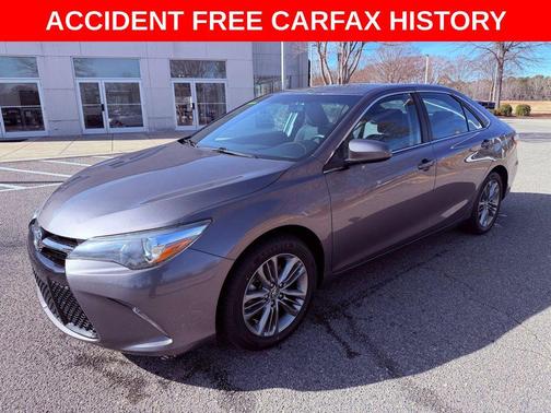 2017 Toyota Camry SE