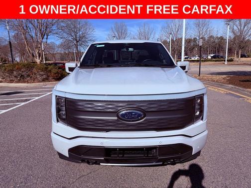 2023 Ford F-150 Lightning LARIAT