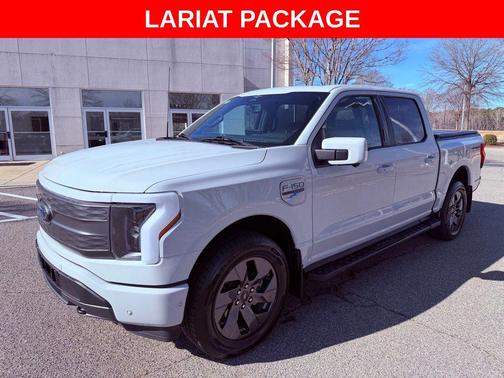 2023 Ford F-150 Lightning LARIAT