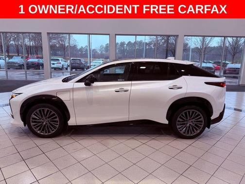 2023 Lexus RZ 450e Luxury