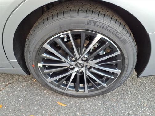 2025 Lexus ES 350 Base