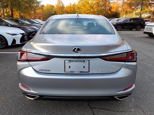 2025 Lexus ES 350 Base
