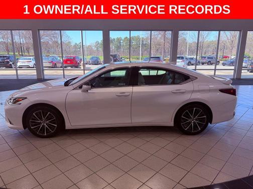 2024 Lexus ES 300h Base