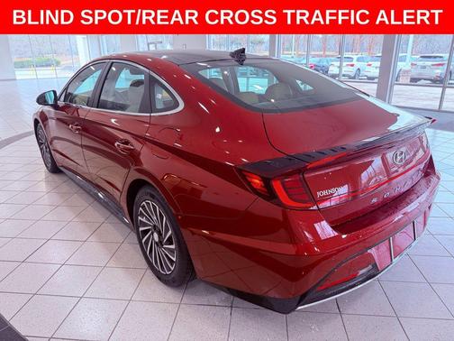 2023 Hyundai SONATA Hybrid Limited