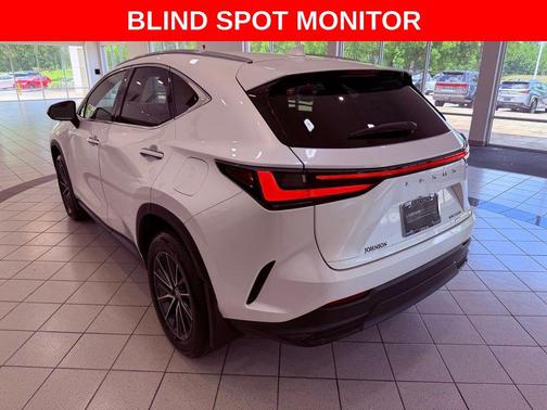 Eminent White Pearl 2024 Lexus NX 350 350