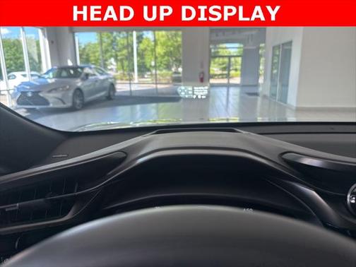 2023 Lexus RZ 450e Luxury