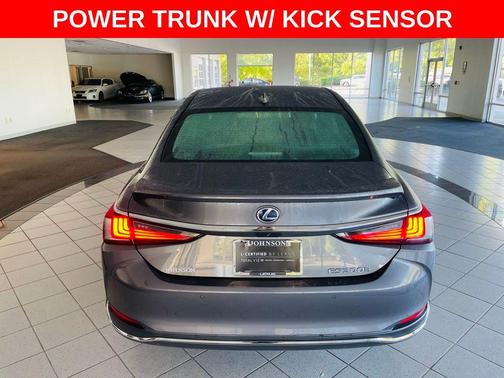 2021 Lexus ES 300h Base