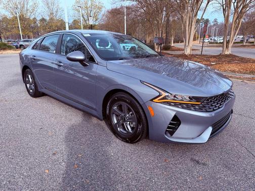 2022 Kia K5 LX