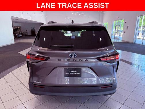 Predawn Gray Mica 2021 Toyota Sienna LE