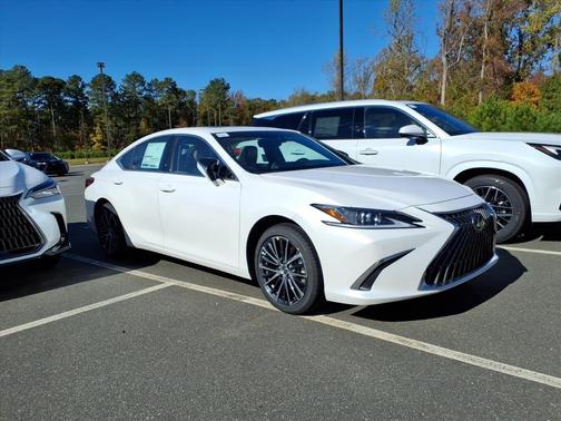 2025 Lexus ES 350 Base