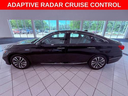 Crystal Black Pearl 2018 Honda Accord Hybrid Touring