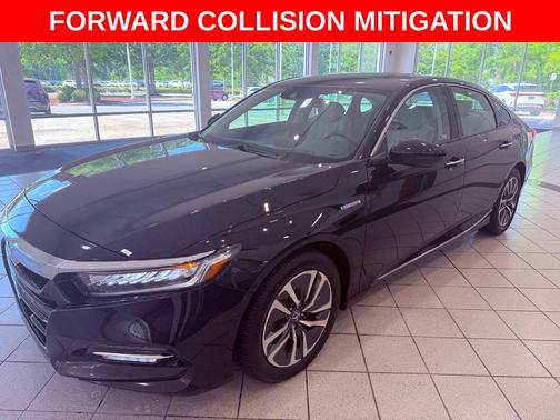 Crystal Black Pearl 2018 Honda Accord Hybrid Touring
