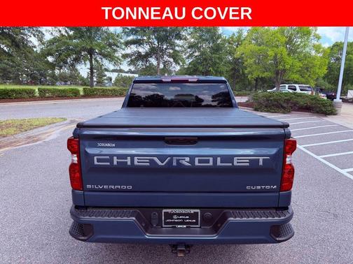 Lakeshore Blue Metallic 2024 Chevrolet Silverado 1500 Custom