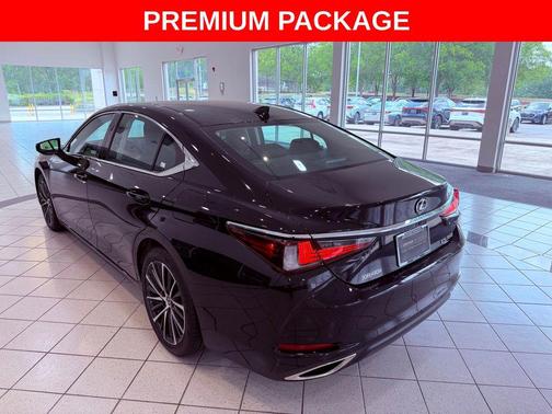 Obsidian 2025 Lexus ES 350 Premium