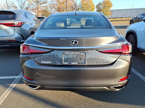 2025 Lexus ES 350 Base