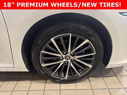 2023 Lexus ES 350 Base