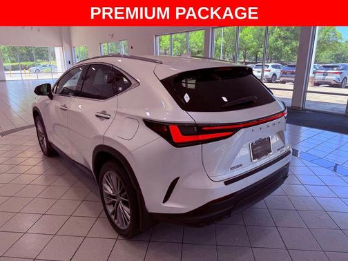 Eminent White Pearl 2023 Lexus NX 350h Premium