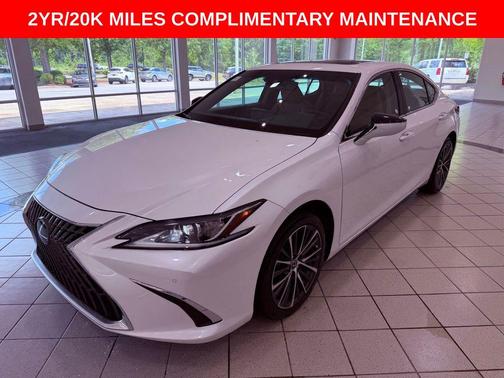 Eminent White Pearl 2025 Lexus ES 300h Premium
