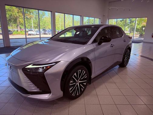 2023 Lexus RZ 450e Premium