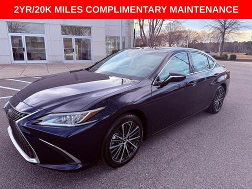 2025 Lexus ES 300h Base