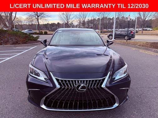 2025 Lexus ES 300h Base