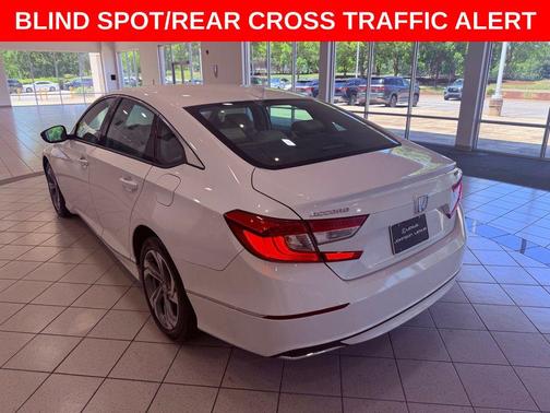 Platinum White Pearl 2018 Honda Accord EX-L