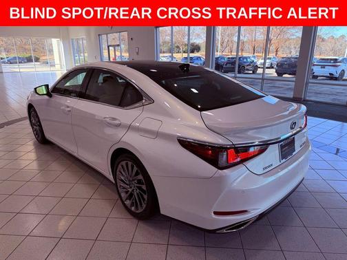 2024 Lexus ES 350 Ultra Luxury
