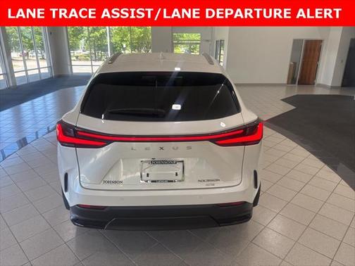 2022 Lexus NX 350h Premium