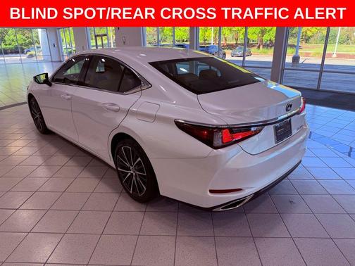 2025 Lexus ES 350 Premium
