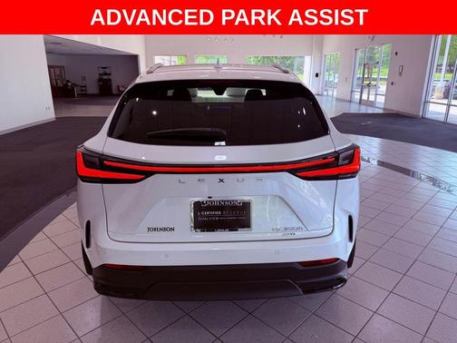 Eminent White Pearl 2024 Lexus NX 350h Luxury