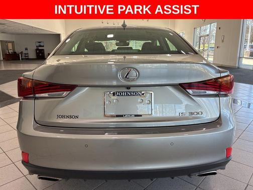 2018 Lexus IS 300 Base