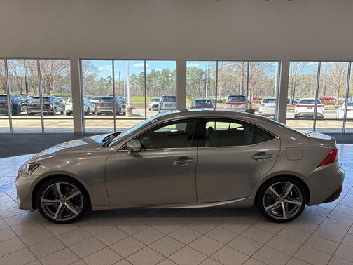2018 Lexus IS 300 Base
