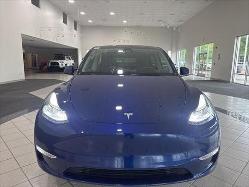 2023 Tesla Model Y Long Range Dual Motor All-Wheel Drive