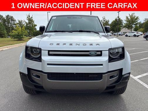 Hakuba Silver Metallic 2023 Land Rover Defender 130 X-Dynamic SE