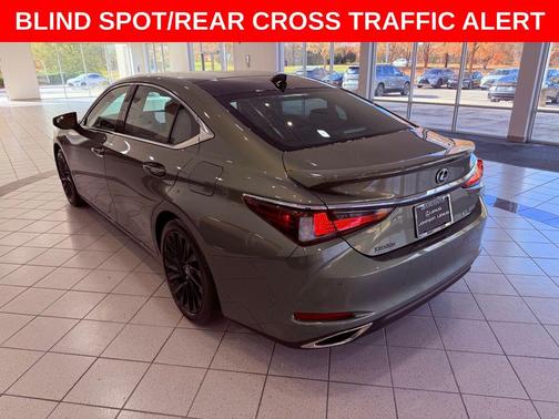 2024 Lexus ES 350 Ultra Luxury