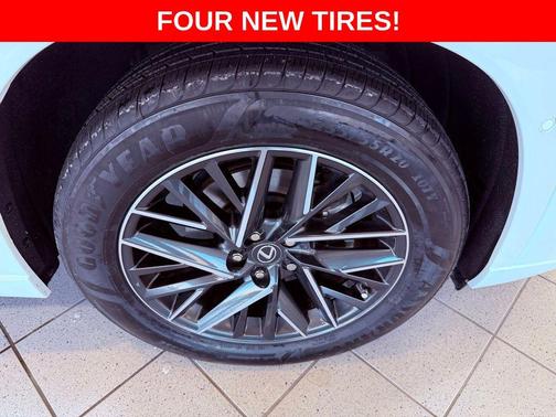 2024 Lexus TX 350 Premium