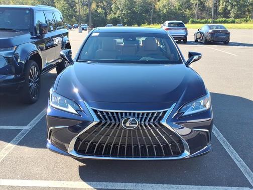 2025 Lexus ES 350 Base