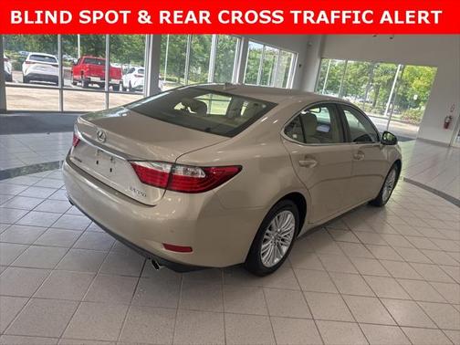 2015 Lexus ES 350 Crafted Line