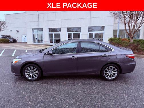 2016 Toyota Camry XLE
