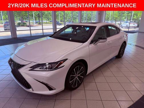 Eminent White Pearl 2024 Lexus ES 350 Base