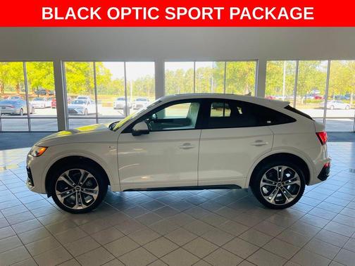 2022 Audi Q5 45 S line Premium Plus