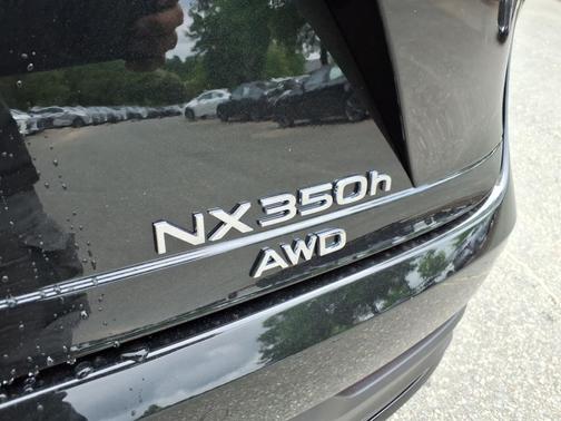 2025 Lexus NX 350h Luxury