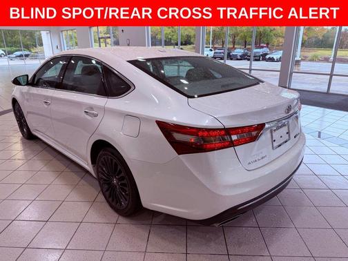 2017 Toyota Avalon Touring